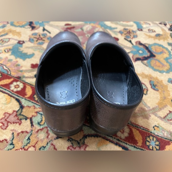Dansko Brown/Gray Clogs - Picture 3 of 11